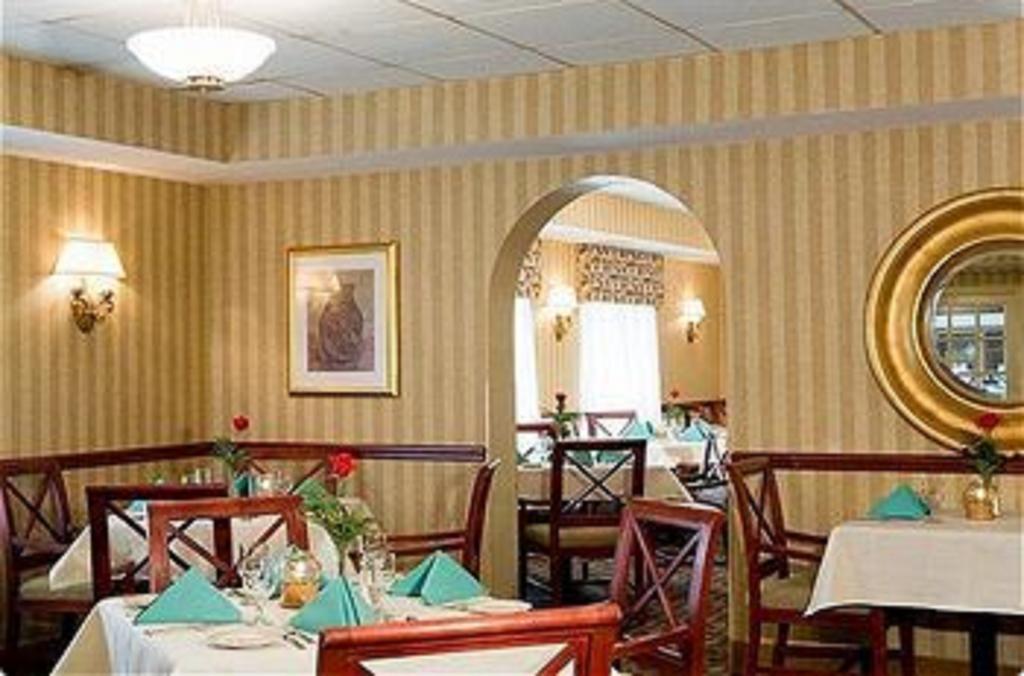 Radisson Hotel And Suites Chelmsford-Lowell Restaurant billede